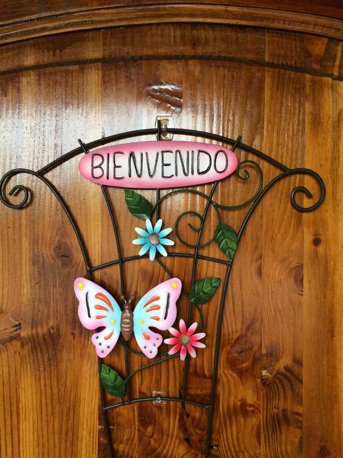 سانتا كروز Casa Roble Anejo Bed & Breakfast المظهر الخارجي الصورة