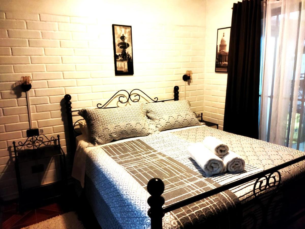 سانتا كروز Casa Roble Anejo Bed & Breakfast المظهر الخارجي الصورة
